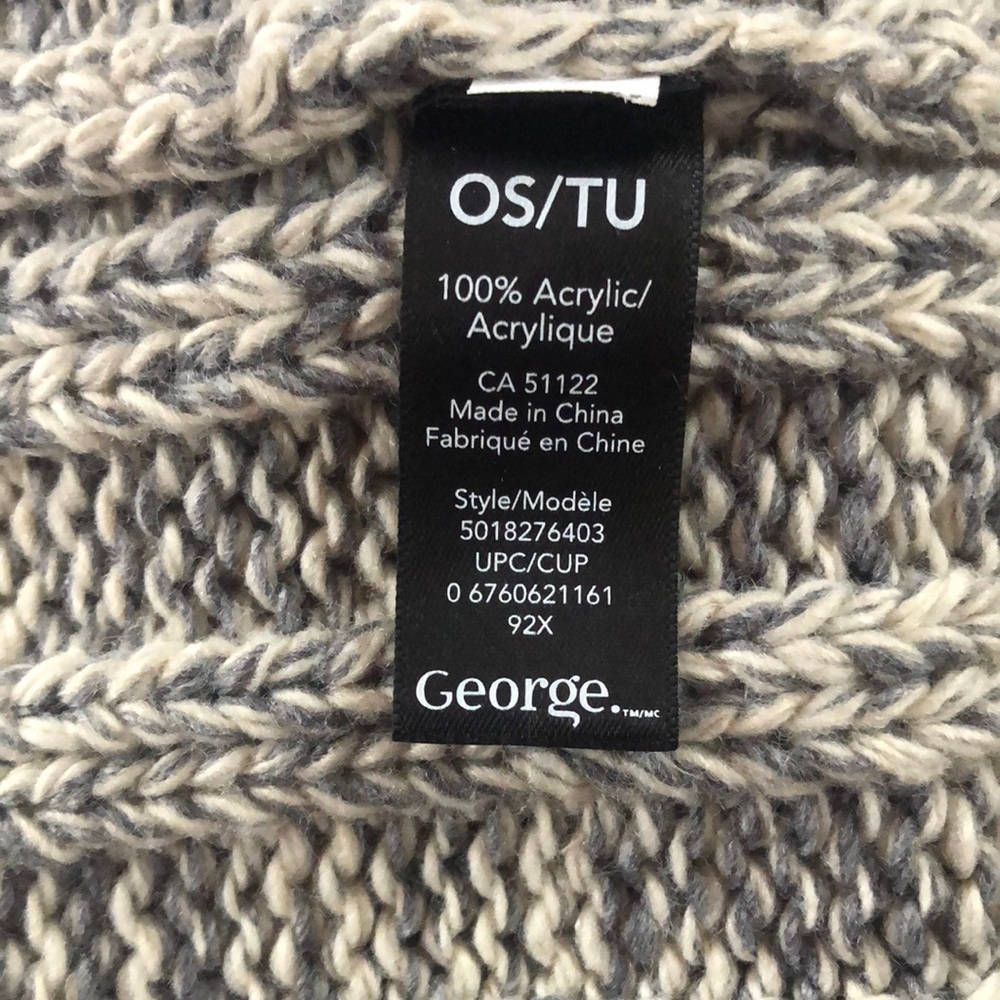 George Gray Beanie with Ribbed Knit Pattern - Picture 2 of 2